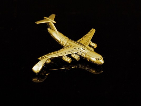 Кулон самолет Ил-76